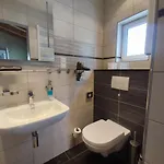 Gaestehaus Im Alten Faehrhaus 4* 코헴