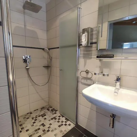 招待所 Gaestehaus Im Alten Faehrhaus 科赫姆