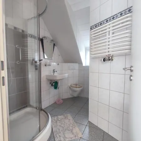 Vendégház Gaestehaus Im Alten Faehrhaus