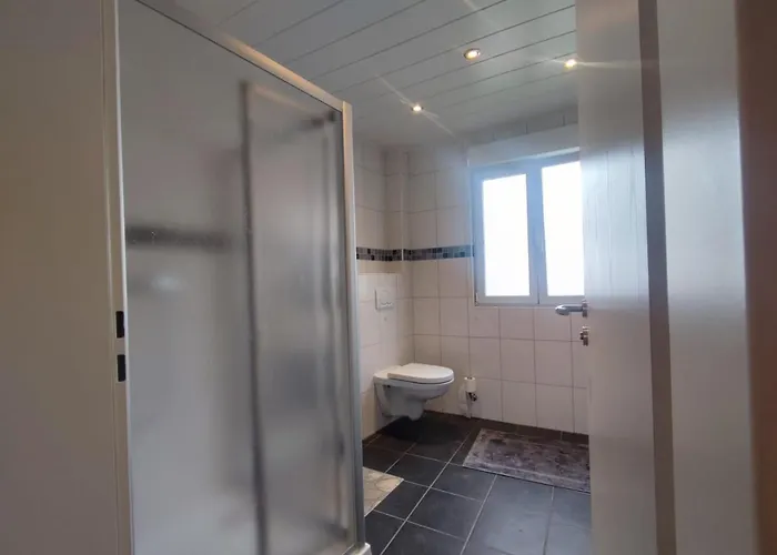 Gaestehaus Im Alten Faehrhaus بيت ضيافة كوتشيم