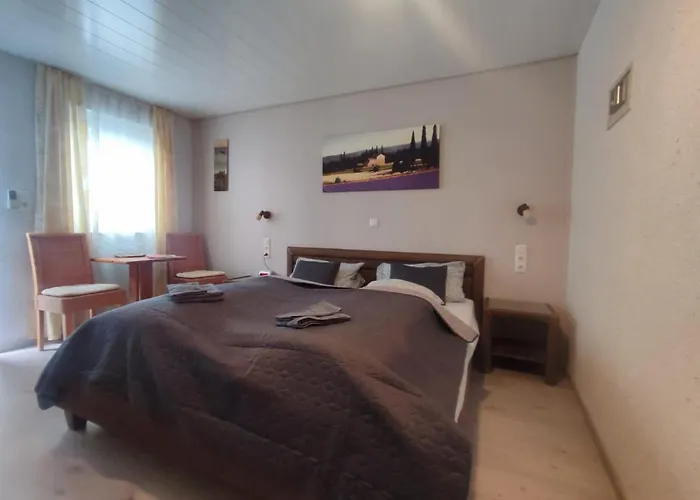 Gaestehaus Im Alten Faehrhaus كوتشيم