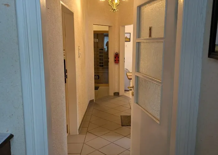 Gaestehaus Im Alten Faehrhaus كوتشيم